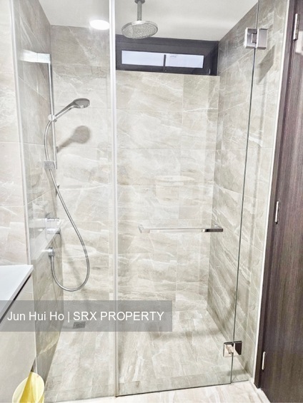 Lake Grande (D22), Condominium #558090311